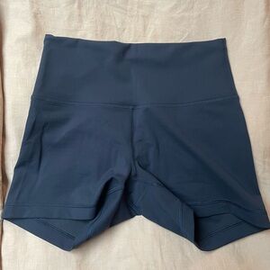 Lululemon Wunder Train High Rise Short